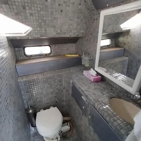 Our Cruises Skopelos stad