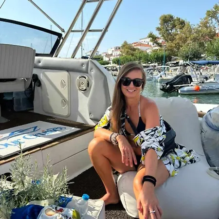 Our Cruises Båthotell *