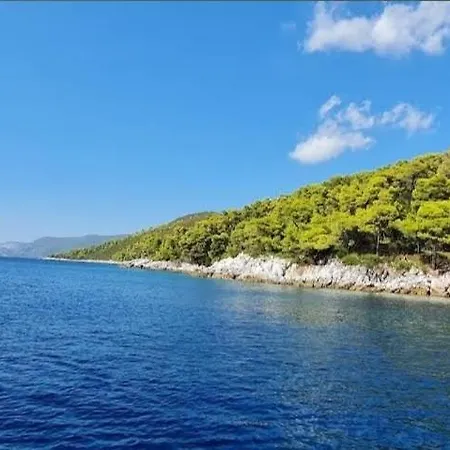 Botel Our Cruises Skopelos Town