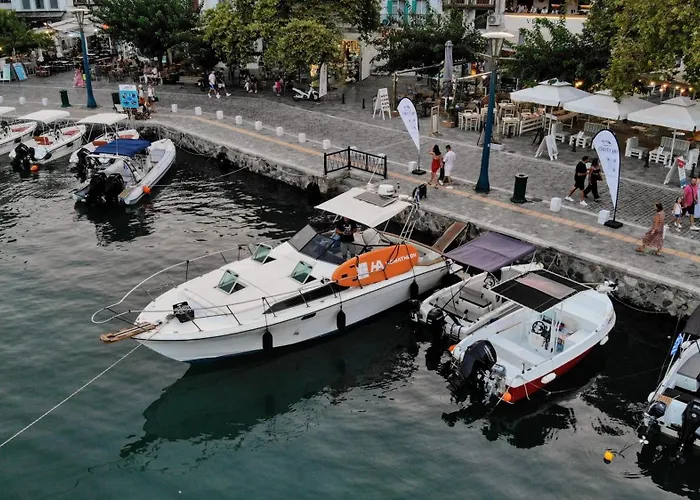 Our Cruises Botel Skopelos