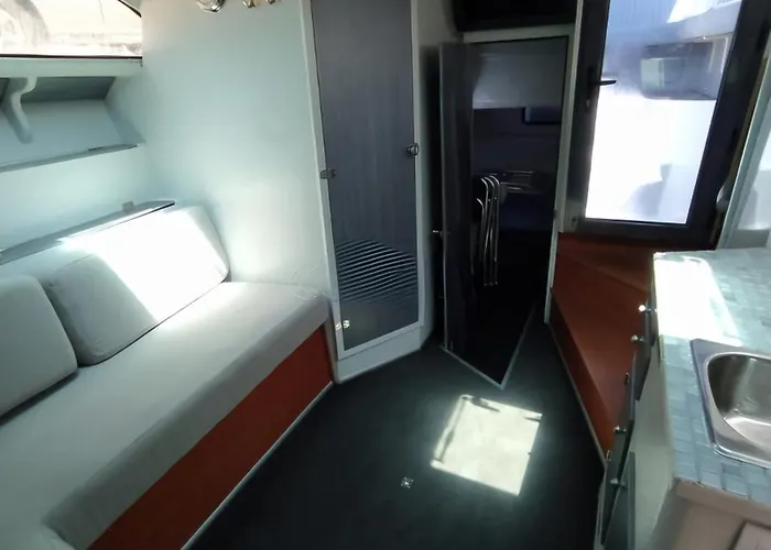 Our Cruises Botel Skopelos